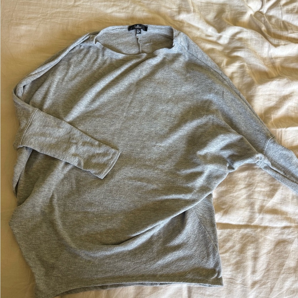 Lulus sweater size small